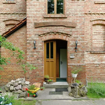 Apartment With Garden In F Rstenwalde Furstenwalde-West Exterior foto