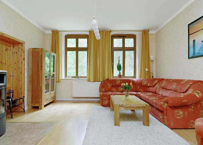 Modern Apartment in Furstenwalde with Private Garden